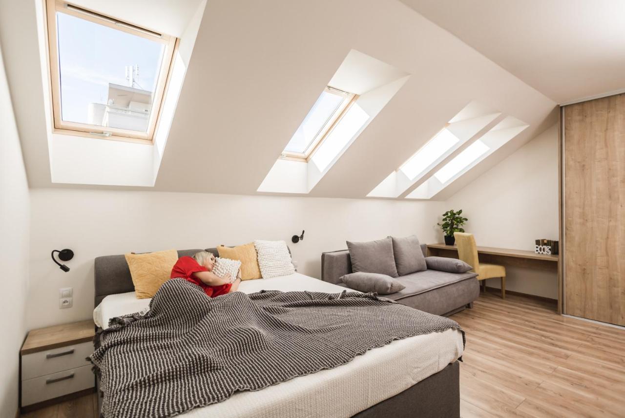 Flexihome Sk - Komenskeho - Private Parking Spot - Ultra Modern And Stylish Apartment Kosice