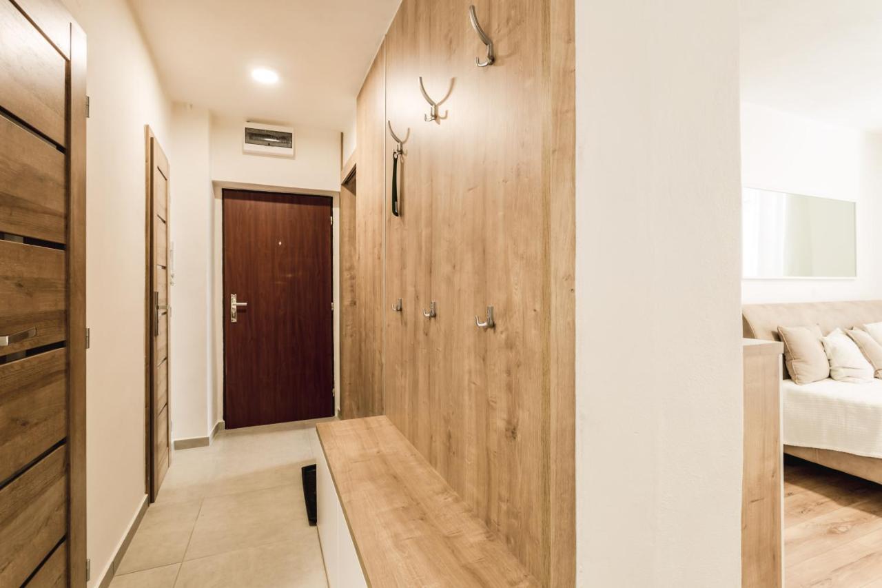 Flexihome Sk - Komenskeho - Private Parking Spot - Ultra Modern And Stylish * Kosice